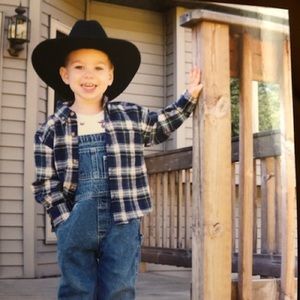 Meet your Posher, Collin